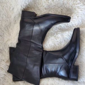 Women's Black Sz 7.5 M - Leather - NEW - Sm Heel